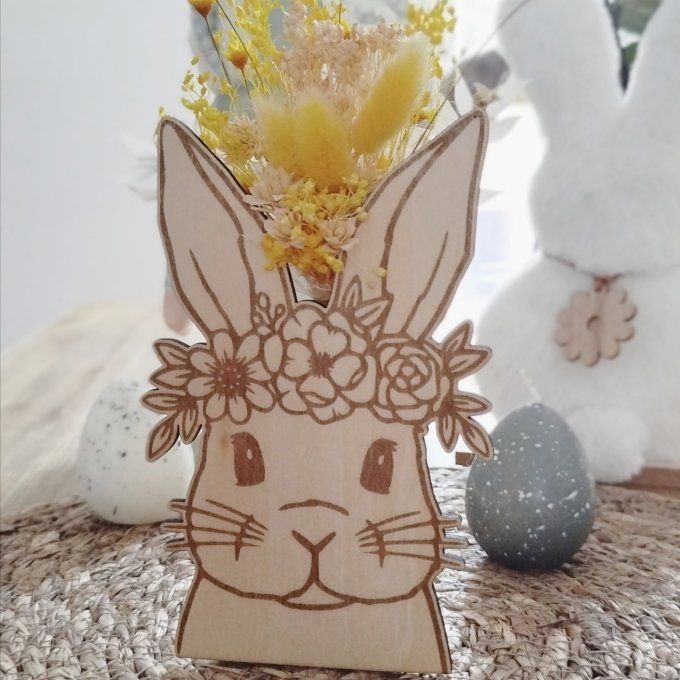 Lapin et son bouquet 