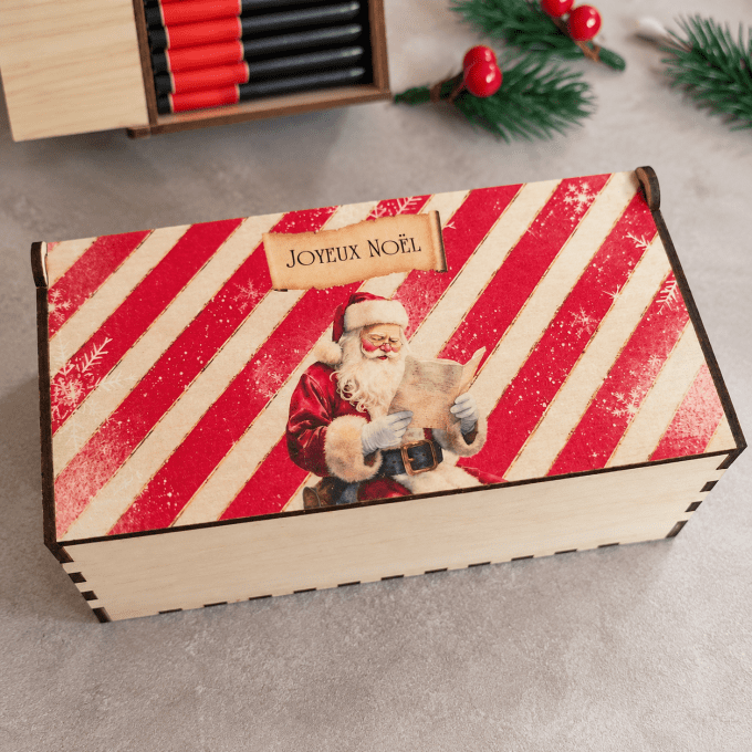 Boîte à chocolats de Noël personnalisée en bois – 24 chocolats