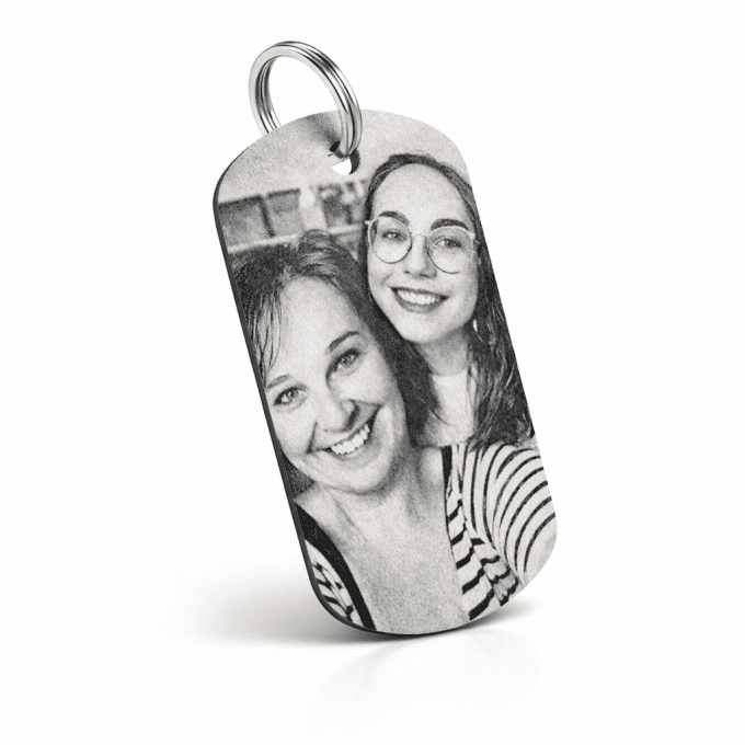 PORTE-CLÉS PHOTO PERSONNALISÉ – SOUVENIR GRAVÉ