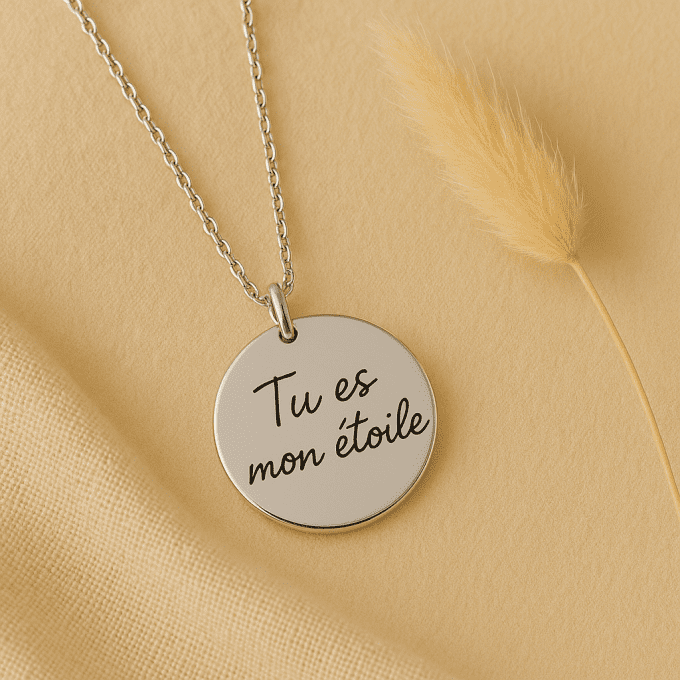 Collier médaillon rond